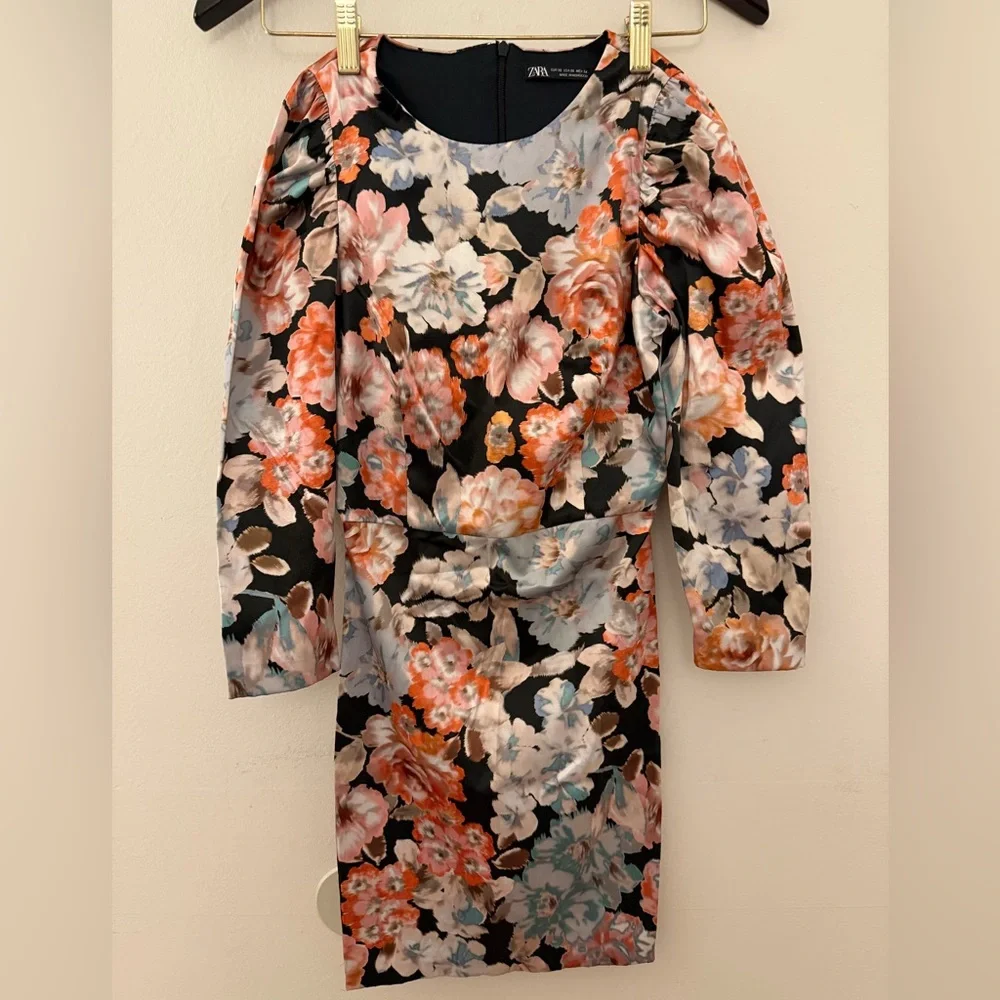 ZARA Floral Print Mini Dress Size: XS - Picture 1 of 4